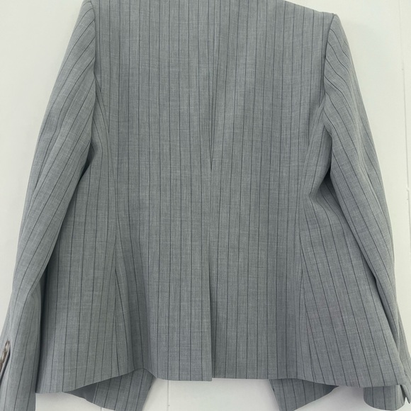 Ann Taylor Gray Pinstripe Blazer Size 10 - Picture 12 of 15